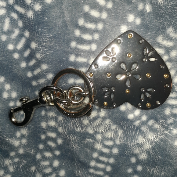 Coach Silver Heart Bag Charm - Picture 3 of 3